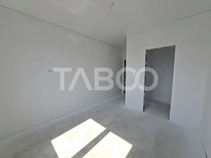 Casa individuala pe un singur nivel 479 mp teren Cristian Sibiu - imagine 9