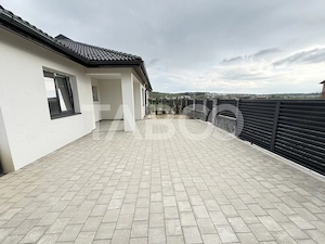 Casa individuala pe un singur nivel 479 mp teren Cristian Sibiu - imagine 2