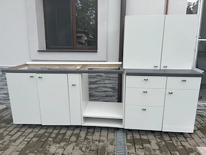 vand mobila de bucatarie din pal culoare alb sidefat -ivory