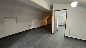 Spatiu comercial zona centrala 55mp+curte 30mp - imagine 5