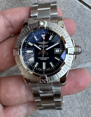 Breitling Avenger 43 mm V2 Stainless Steel Black TF A2824