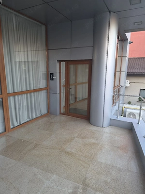 Inchiirez spatiu Birou - IR Business Center  - imagine 10