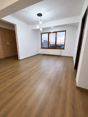 Inchiirez spatiu Birou - IR Business Center  - imagine 5
