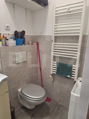 De vânzare spațiu cu potențial de conversie în apartament – 42 mp - imagine 7