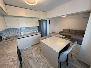Faleza, 2 camere, vedere panoramica spre Dunare, totul nou, renovat integral - imagine 2