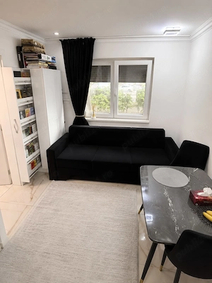 Vand apartament 2 camere Judetean - imagine 2