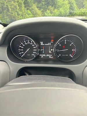 Land Rover Discovery Sport 7 locuri - imagine 3