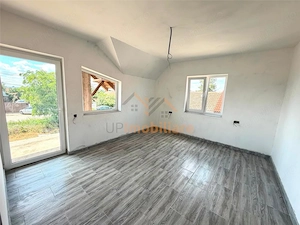 CASA CU ETAJ | TEREN 1439 MP | ZONA INAND | BIHOR - imagine 12