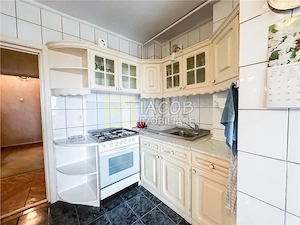 Apartament spatios de 2 camere, de inchiriat – zona centrala, Str. 9 Mai, Bacau - imagine 5