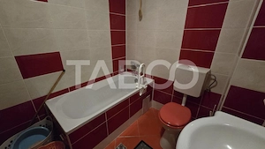 Apartament de vanzare 3 camere decomandate parcare zona Brana Selimbar - imagine 9