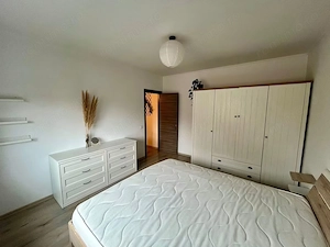 Propietari închiriem apartament 2 camere - imagine 12
