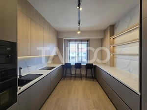 Apartament 3 camere 85 mpu 2 bai bloc cu lift zona Rahovei - imagine 3