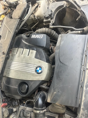 Dezmembrez bmw e90 maşina se da întragă asa cum se vede in poze  - imagine 4