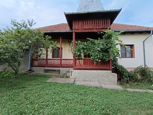 casa de vanzare aproape de centru - imagine 2