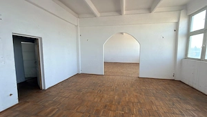 Spatiu industrial 8+ camere zona Central