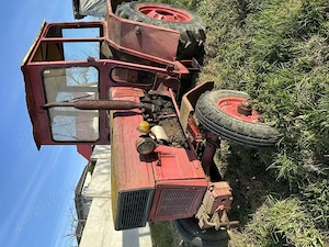 Tractor UTB Universal 550