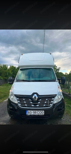 Duba Renault de închiriat 