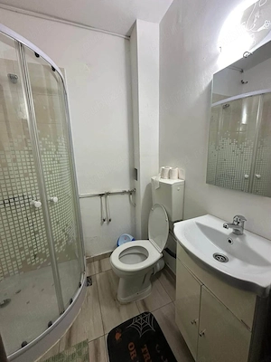 De inchiriat apartament cu 2 camere, mobilat si utilat, Pret 1100lei luna - imagine 5