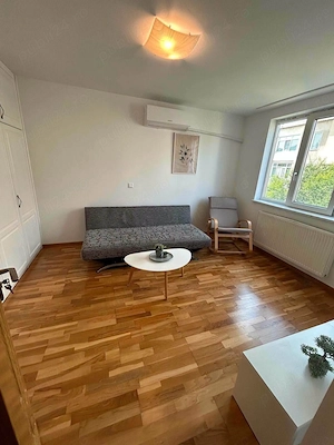 De inchiriat apartament cu 2 camere, decomandat, etajul 3, balcon, Pret 1300lei luna - imagine 2