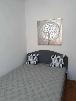 APARTAMENT CU 2 CAMERE IN ZONA BALCESCU LA 450 EURO - imagine 2