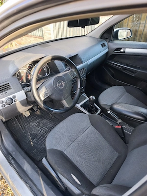 Opel astra H combi - imagine 3