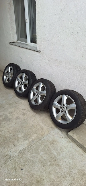 Vand 4 jante + anvelope de iarna Skoda Fabia