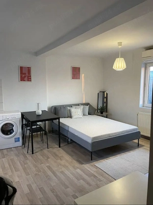 Garsonieră de închiriat   Kogălniceanu 39, Locație excelentă, 370  - imagine 2