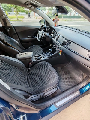 KIA Niro Hybrid 1.6 GDI   2019   Full Hybrid   Echipare Full   148.000 km  - imagine 8