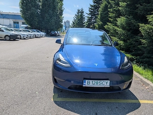 Tesla Model Y - imagine 2
