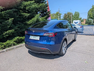 Tesla Model Y - imagine 6