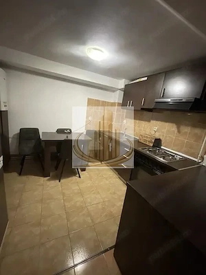 Apartament 3 camere Medicina - imagine 2