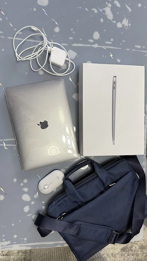 MacBook Air M1 2020