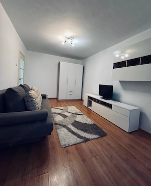 Proprietar, inchiriez apartament cu 1 camera