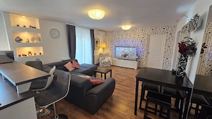 Ultrancetral - Inchiriere apartament 4 camere - Piata Trandafirilor - imagine 2