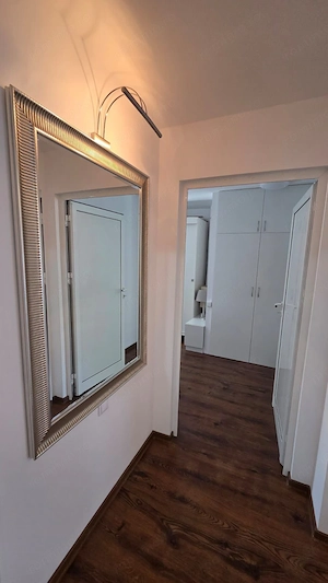 Ultrancetral - Inchiriere apartament 4 camere - Piata Trandafirilor - imagine 10