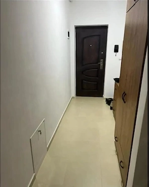 Vand apartament 2 camere,decomandat. - imagine 5