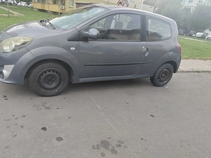 Vând Renault twingo ,benzină an 2008 - imagine 5