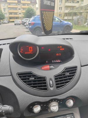 Vând Renault twingo ,benzină an 2008 - imagine 3
