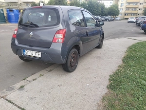 Vând Renault twingo ,benzină an 2008 - imagine 2