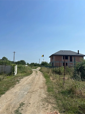 Bragadiru strada Curcubeului asfaltt - imagine 3