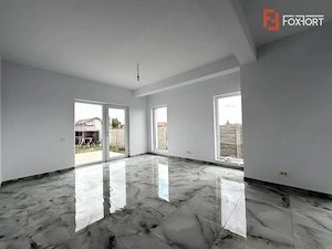 Duplex cu 5 camere, despartit prin camera tehnica, teren de 365 mp - Sanandrei - imagine 3