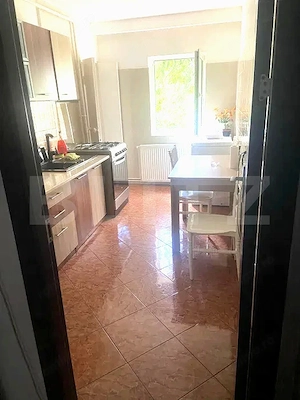 Apartament 2 camere, decomandat | 50 mp | Renovat | Beci | Astra, Brașov - imagine 2