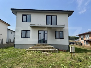 De vanzare casa noua - 140 mp utili si 507 mp teren - Corunca, zona Penny