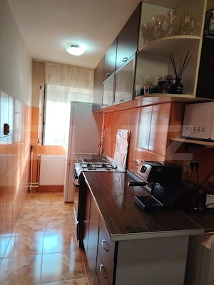 Apartament de vanzare, cu 3 camere, Nufarul - imagine 3