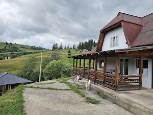 Casă si teren de vanzare in Bucovina Breaza zona Pârâul Negrei