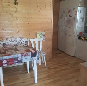 Casă din lemn de stejar, teren 700 mp, Bod   la 18 km de Brașov - imagine 10