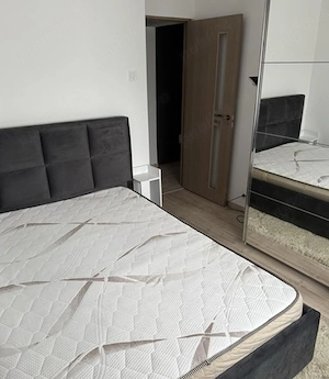 in centru BACAU dau in chirie apartament cu doua camere