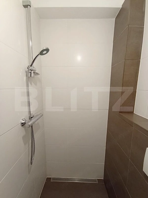 Apartament de vanzare cu 3 camere, 68 mp, zona Modern - imagine 10