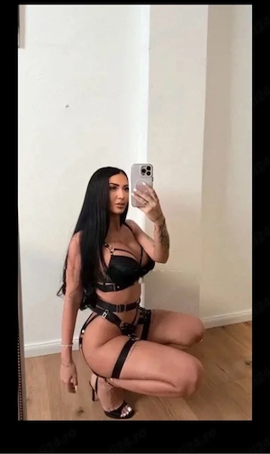 video call  party la mine sau la tine 