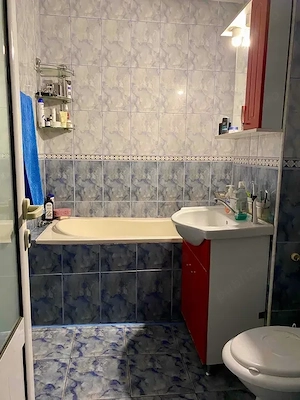 Apartament cu 3 camere - zona Ostroveni, etaj 2 7, locație liniștită și parcare ușoară - imagine 8